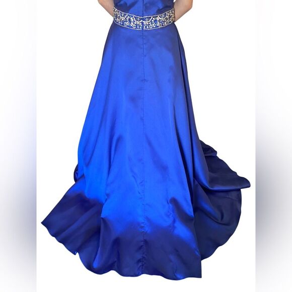 The Secret Dress Off the Shoulders Elegant Blue Formal Prom Dress - Picture 4 of 16
